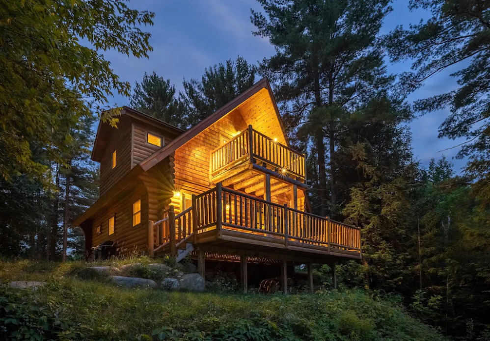 Adirondack Treehouse Cabin